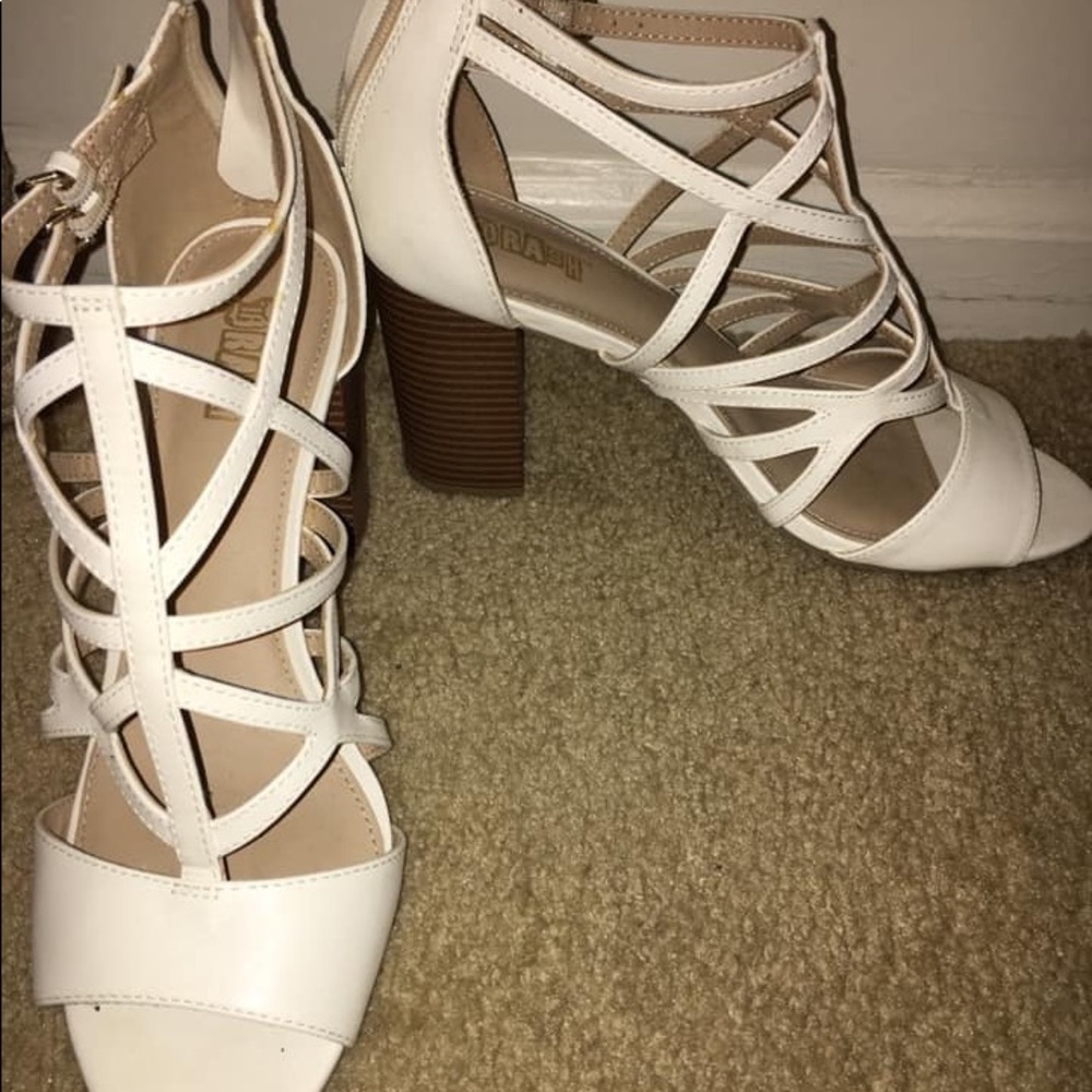 Open-toe heels